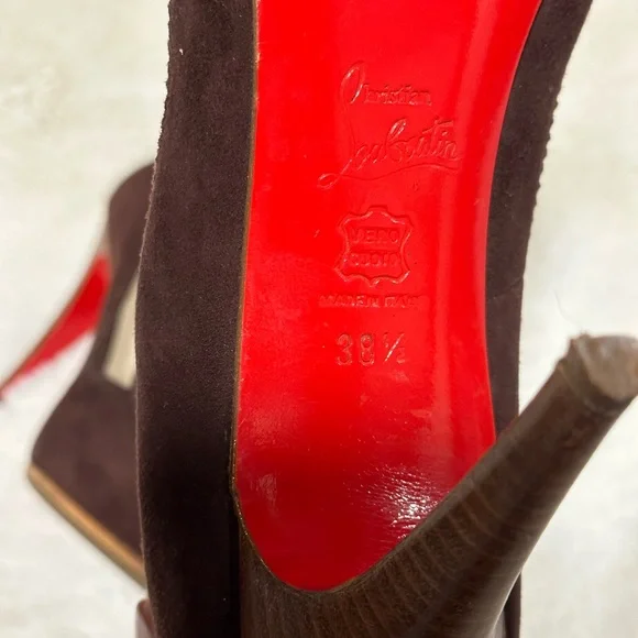 Christian Louboutin heals - Picture 2 of 3
